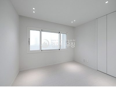 야당동 화이트 인테리어 4룸 급매물 썸네일 9
